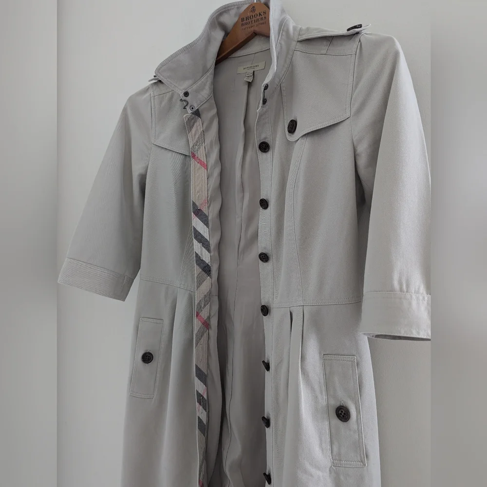 BURBERRY Vintage Women's Short Sleeve Trench Coat Dress Size 6 Classic Khaki - Picture 4 of 16